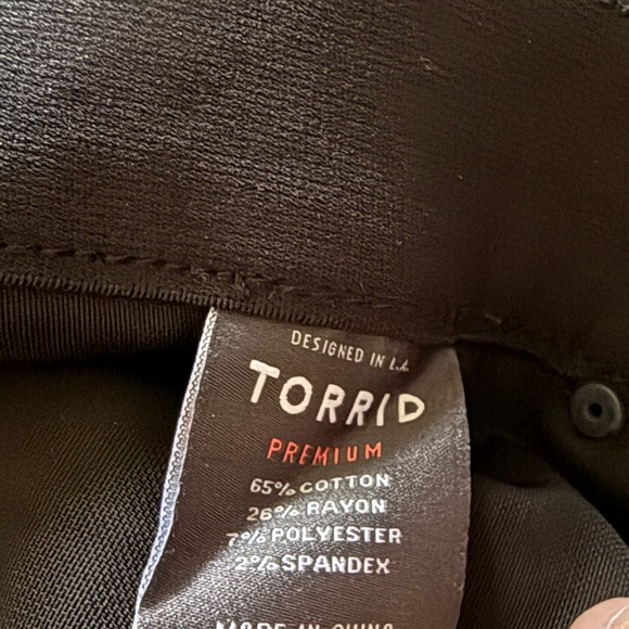 Torrid black bombshell skinny jeans women’s plus size 16 short - Picture 5 of 5